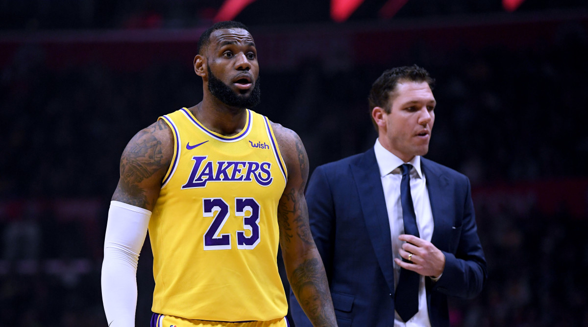luke_walton_lebron_james_.jpg
